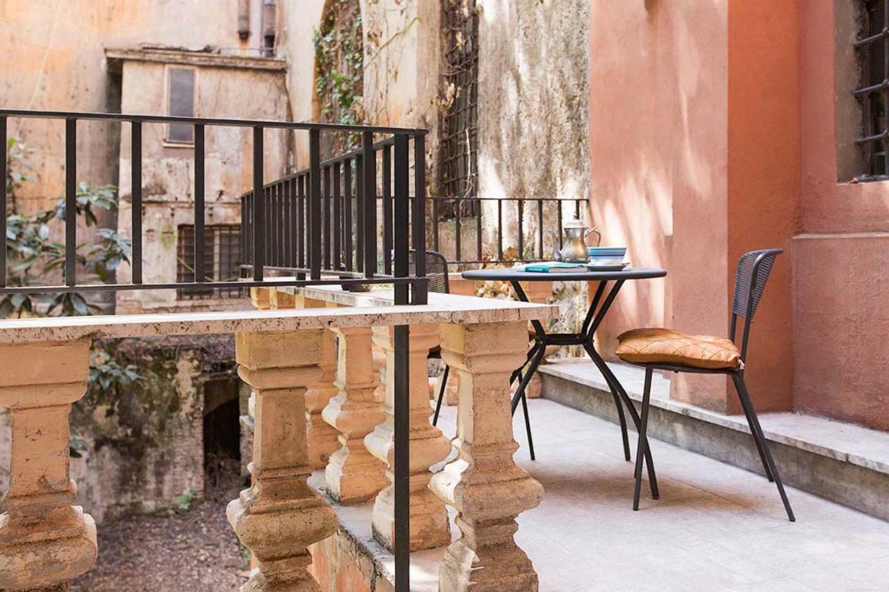 Holiday Apartment Bernini Near The Trevi Fountain - 4 Bedroom Roma Exterior foto